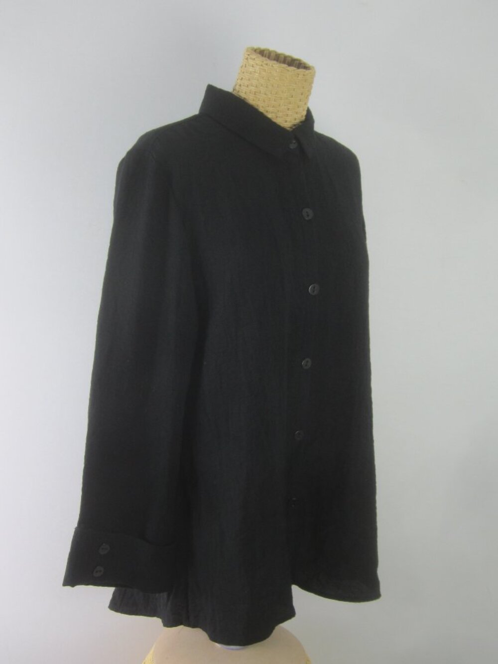 Habitat Women S Black Button Front Relaxed Fit Seersucker Shirt Rayon Nylon
